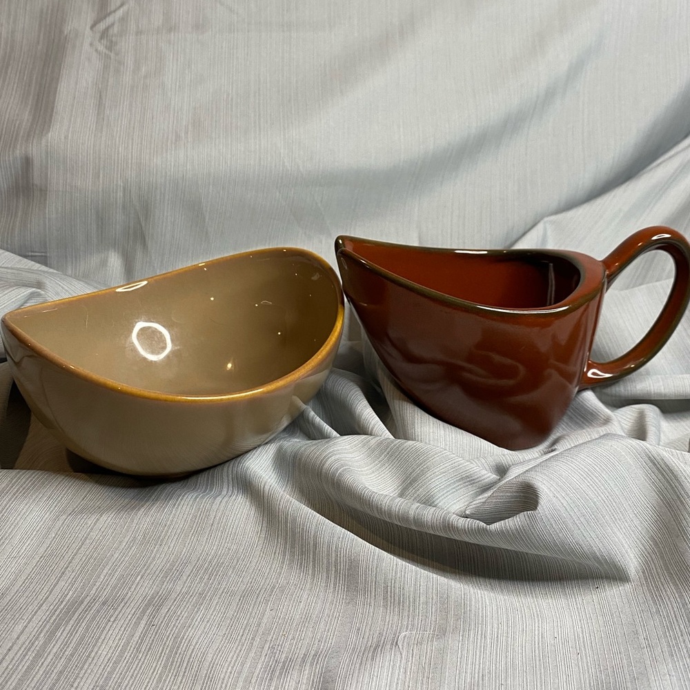 The Cellar gravy boat and bowl.